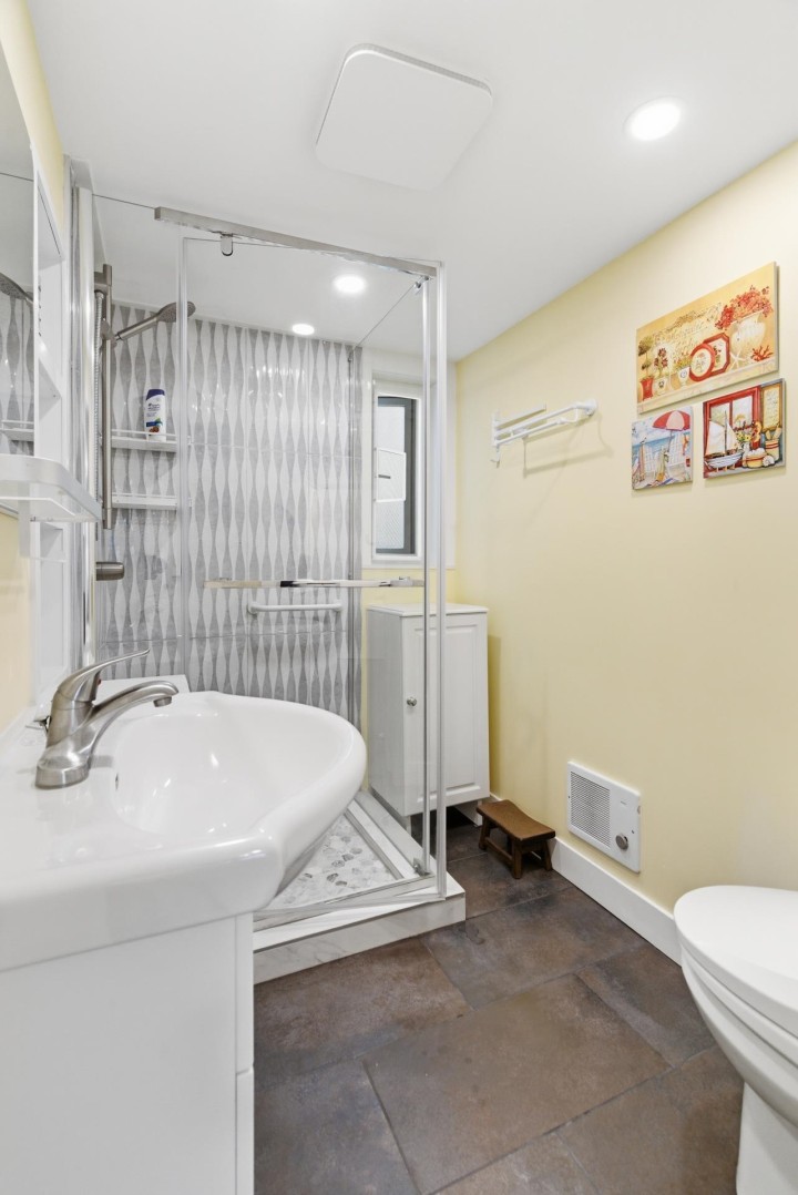 Photo 30 at 219 E 38th Avenue, Main, Vancouver East