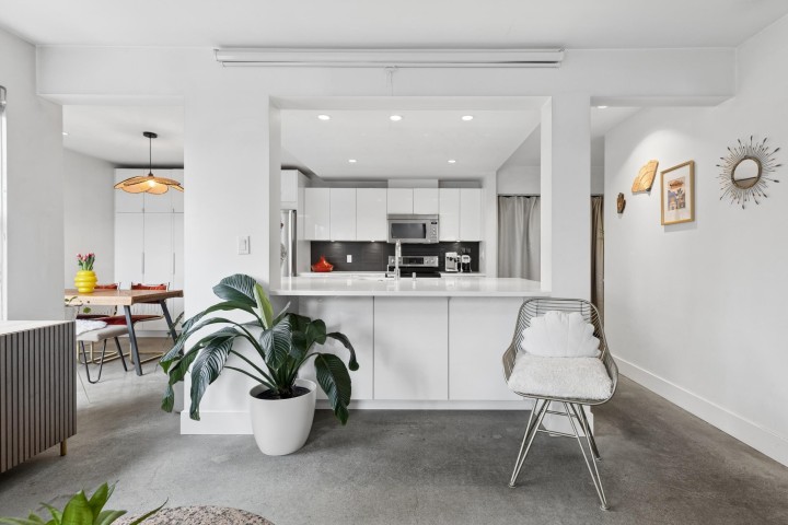 Photo 12 at 105 - 507 E 6th Avenue, Mount Pleasant VE, Vancouver East