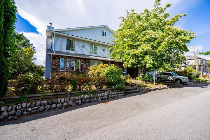 Photo 1 at 1525 E 51st Avenue, Knight, Vancouver East