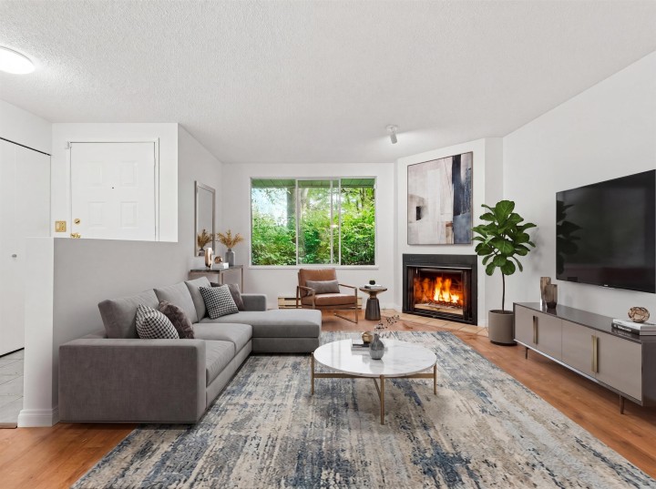 Photo 4 at 3321 Marquette Crescent, Champlain Heights, Vancouver East