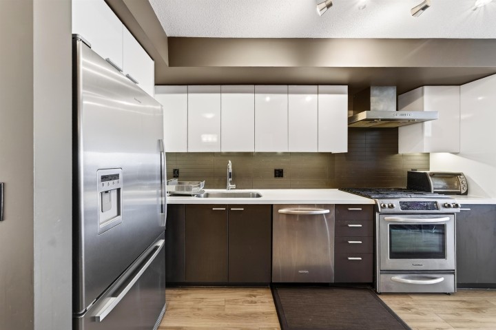 Photo 5 at 506 - 2888 E 2nd Avenue, Renfrew VE, Vancouver East