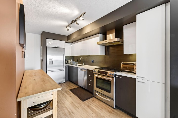 Photo 8 at 506 - 2888 E 2nd Avenue, Renfrew VE, Vancouver East