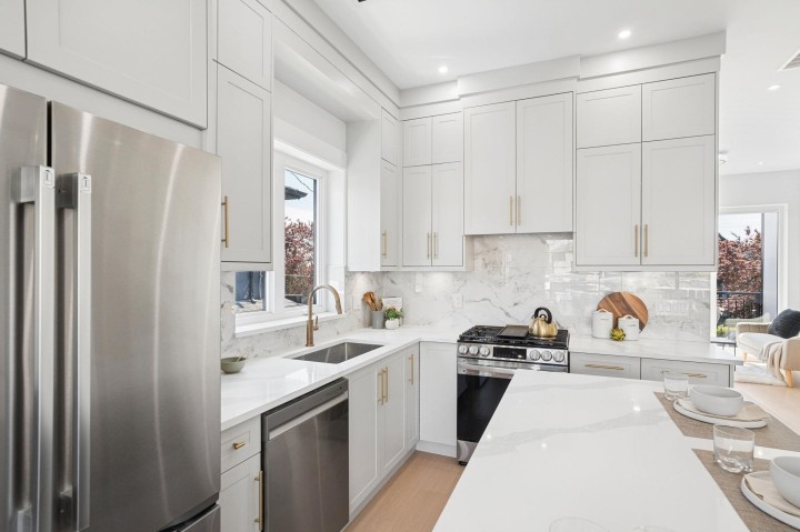 Photo 13 at 1 - 1005 E 55th Avenue, South Vancouver, Vancouver East