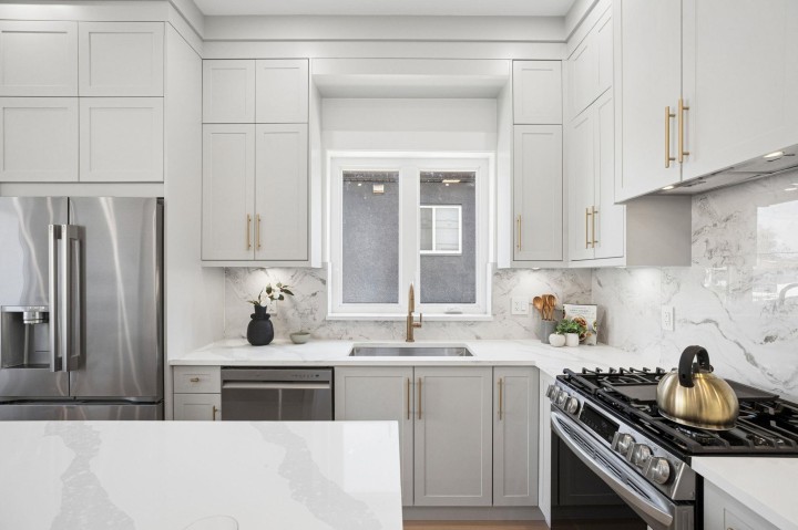 Photo 14 at 1 - 1005 E 55th Avenue, South Vancouver, Vancouver East