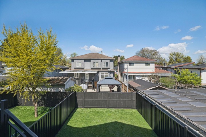 Photo 35 at 1 - 1005 E 55th Avenue, South Vancouver, Vancouver East