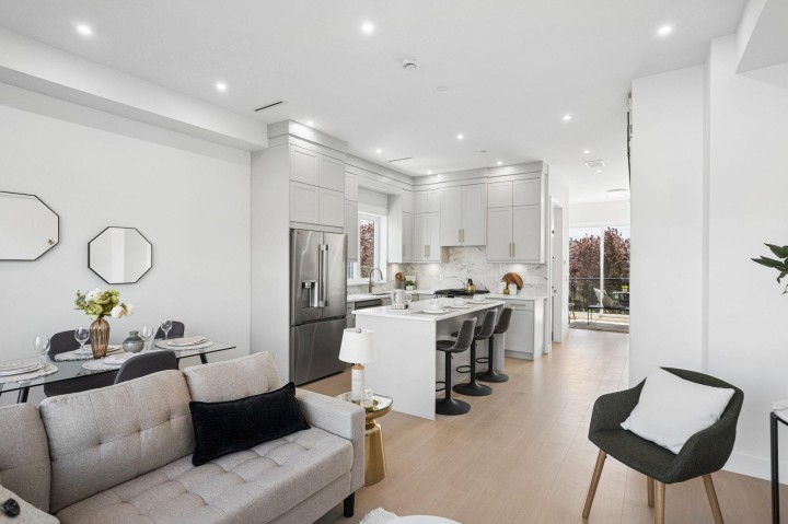 Photo 8 at 1 - 1005 E 55th Avenue, South Vancouver, Vancouver East