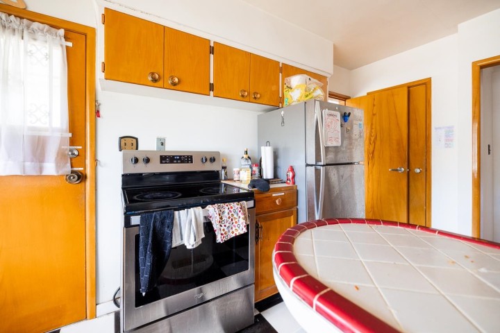 Photo 7 at 3678 E 25th Avenue, Renfrew Heights, Vancouver East