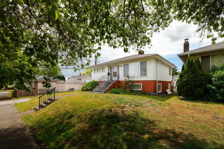 Photo 1 at 3678 E 25th Avenue, Renfrew Heights, Vancouver East
