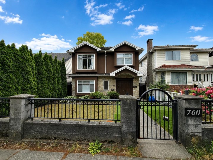 Photo 1 at 760 E 49th Avenue, South Vancouver, Vancouver East