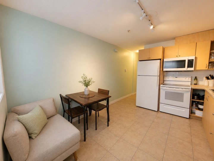 Photo 14 at 760 E 49th Avenue, South Vancouver, Vancouver East