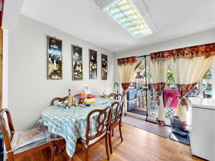 Photo 9 at 5033 Killarney Street, Collingwood VE, Vancouver East