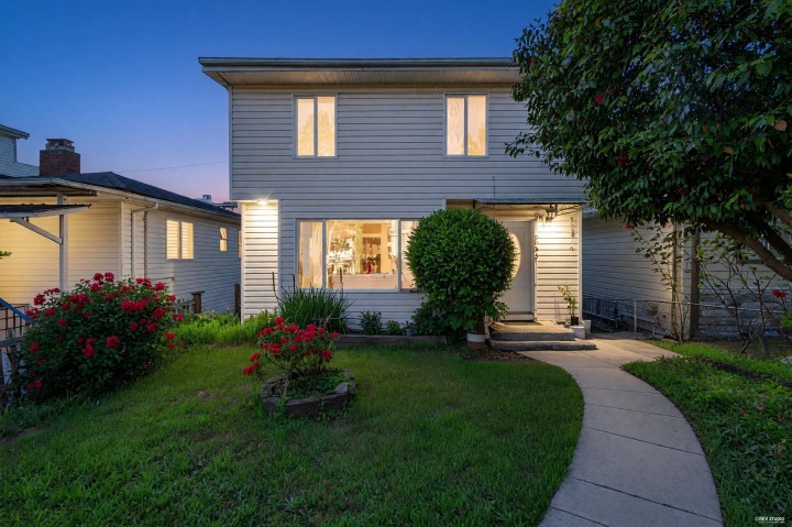 Photo 34 at 5033 Killarney Street, Collingwood VE, Vancouver East