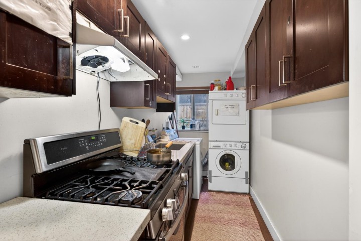 Photo 23 at 557 E 21st Avenue, Fraser VE, Vancouver East