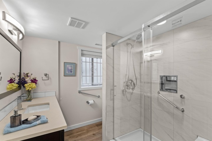 Photo 11 at 2663 Dundas Street, Hastings Sunrise, Vancouver East
