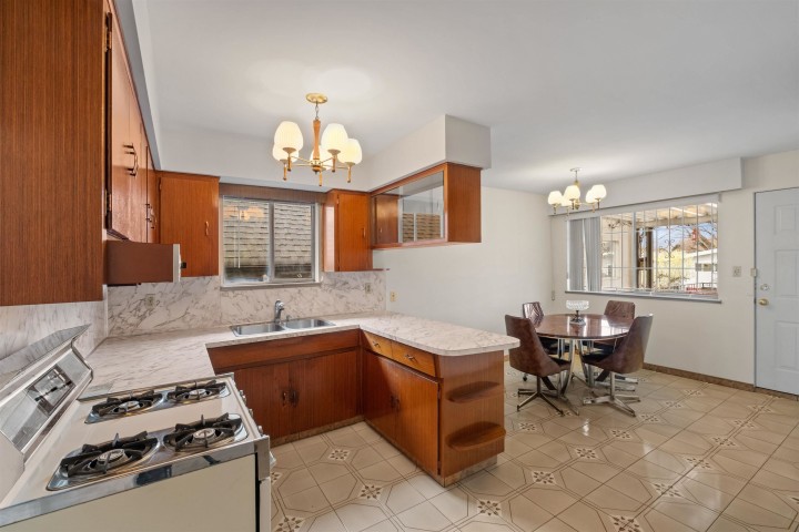 Photo 19 at 2663 Dundas Street, Hastings Sunrise, Vancouver East