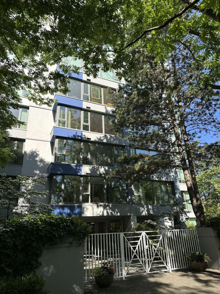 Photo 6 at 403 - 5425 Yew Street, Kerrisdale, Vancouver West