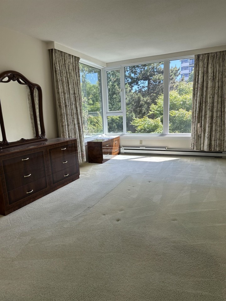 Photo 4 at 403 - 5425 Yew Street, Kerrisdale, Vancouver West