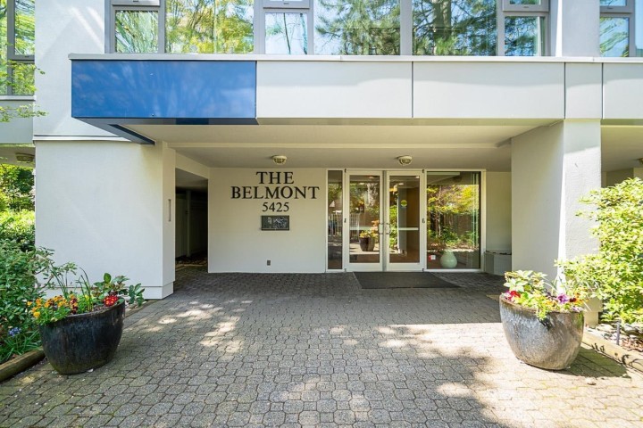 Photo 8 at 403 - 5425 Yew Street, Kerrisdale, Vancouver West