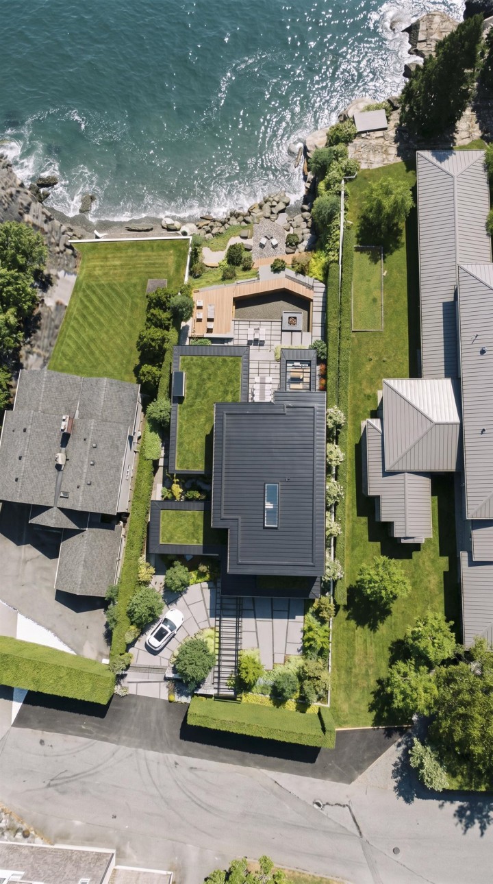 Photo 17 at 3180 Travers Avenue, West Bay, West Vancouver