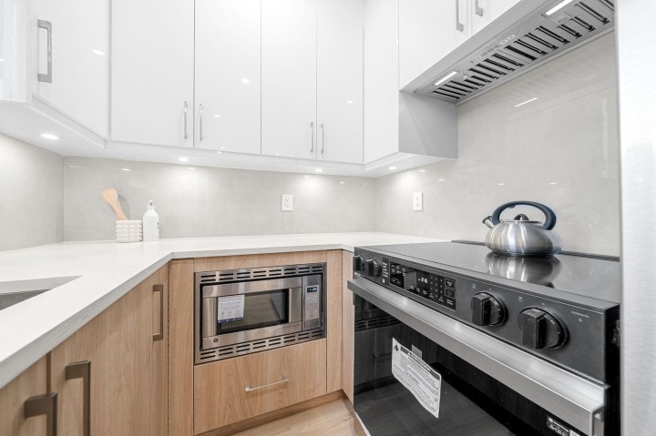 Photo 15 at 1 - 3581 Haida Drive, Renfrew Heights, Vancouver East