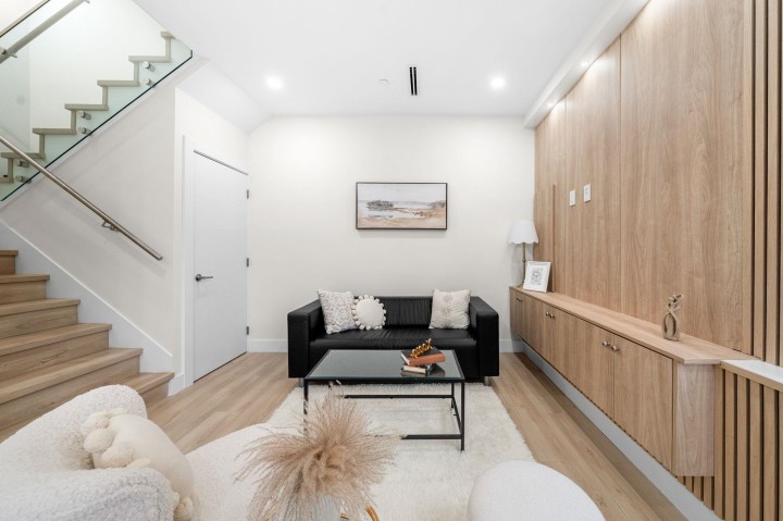 Photo 8 at 1 - 3581 Haida Drive, Renfrew Heights, Vancouver East