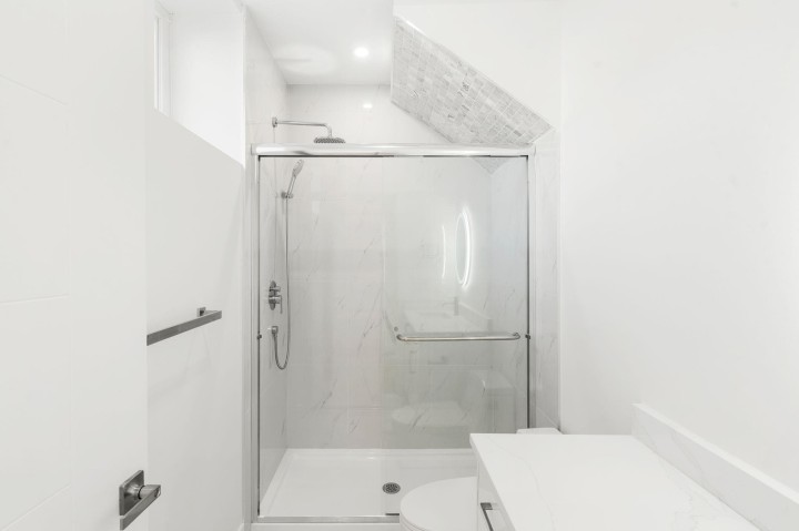 Photo 36 at 2 - 3583 Haida Drive, Renfrew Heights, Vancouver East