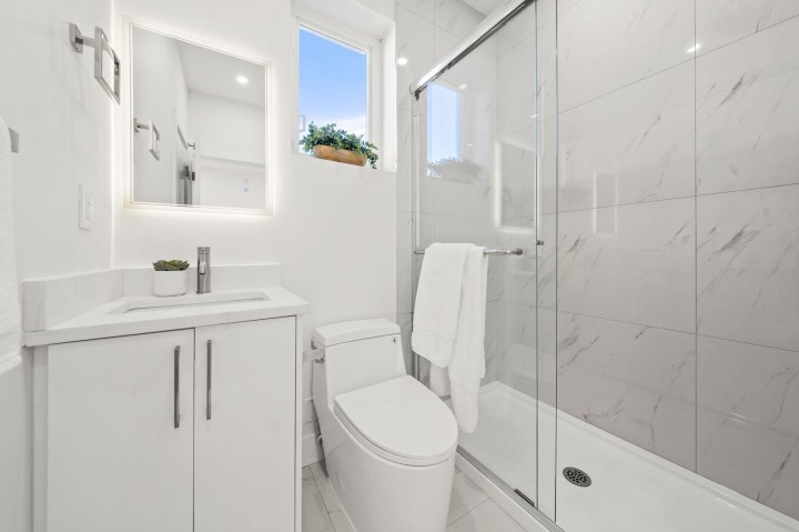 Photo 32 at 2 - 3583 Haida Drive, Renfrew Heights, Vancouver East