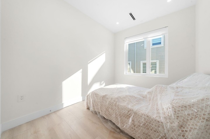 Photo 25 at 2 - 3583 Haida Drive, Renfrew Heights, Vancouver East