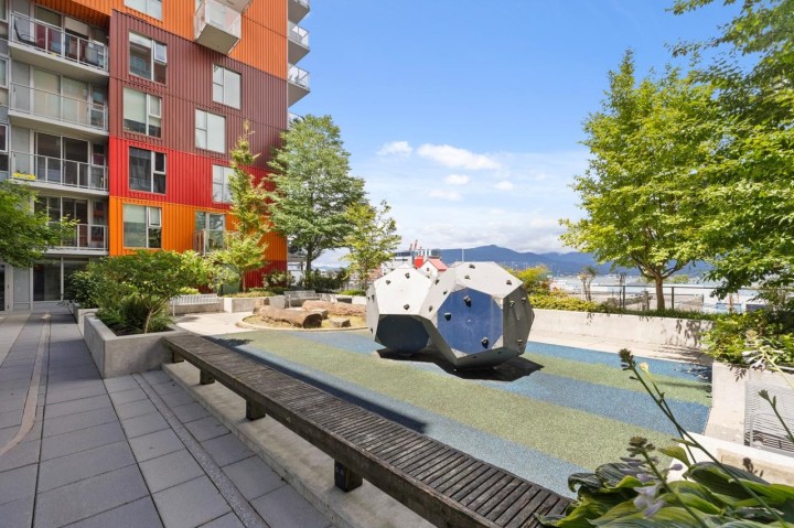 Photo 23 at 562 - 955 E Hastings Street, Strathcona, Vancouver East