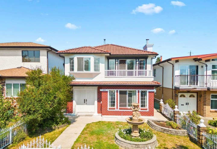 Photo 1 at 3153 Parker Street, Renfrew VE, Vancouver East