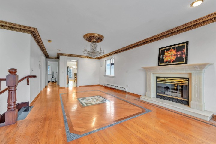 Photo 11 at 3153 Parker Street, Renfrew VE, Vancouver East