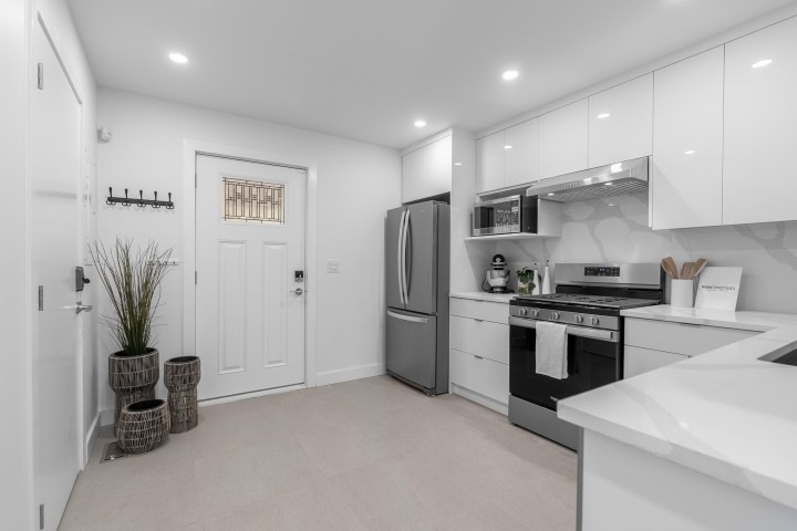 Photo 13 at 2617 Turner Street, Renfrew VE, Vancouver East