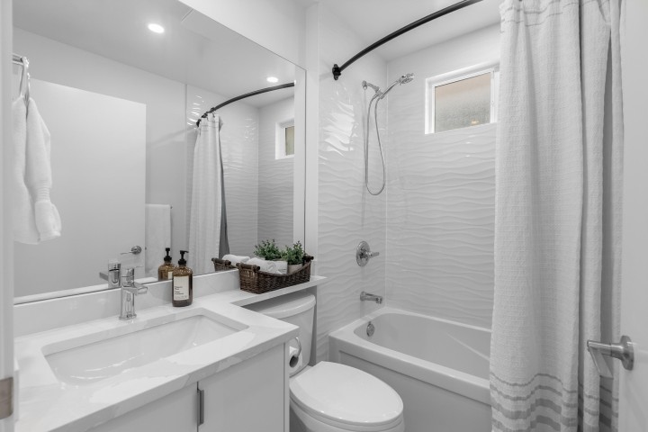 Photo 12 at 2617 Turner Street, Renfrew VE, Vancouver East