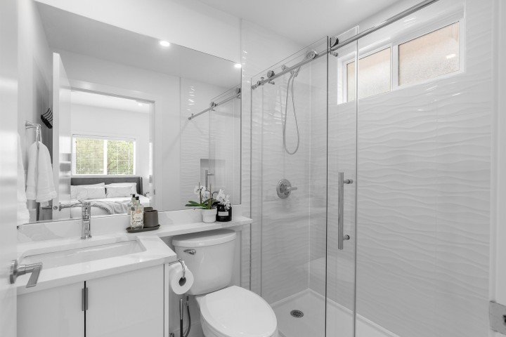 Photo 11 at 2617 Turner Street, Renfrew VE, Vancouver East