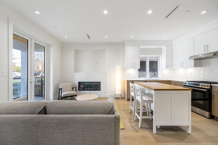 Photo 6 at 1 - 366 E 64th Avenue, South Vancouver, Vancouver East