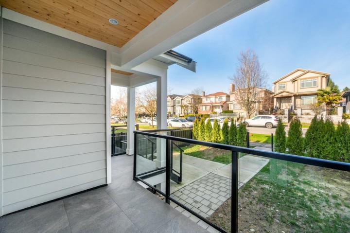 Photo 20 at 1 - 366 E 64th Avenue, South Vancouver, Vancouver East