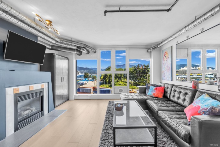 Photo 7 at 608 - 27 Alexander Street, Downtown VE, Vancouver East