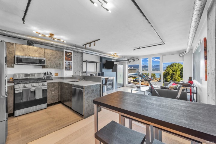 Photo 11 at 608 - 27 Alexander Street, Downtown VE, Vancouver East