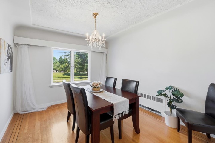 Photo 6 at 2880 Oxford Street, Hastings Sunrise, Vancouver East
