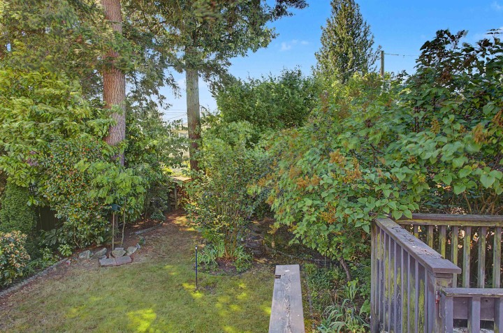 Photo 7 at 2812 W 33rd Avenue, MacKenzie Heights, Vancouver West