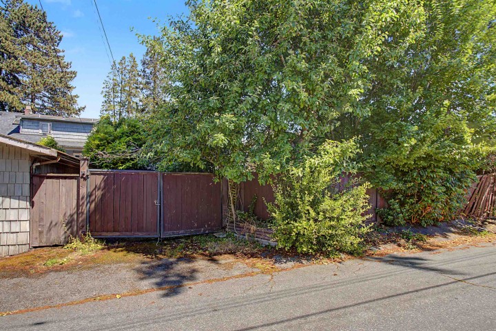 Photo 8 at 2812 W 33rd Avenue, MacKenzie Heights, Vancouver West