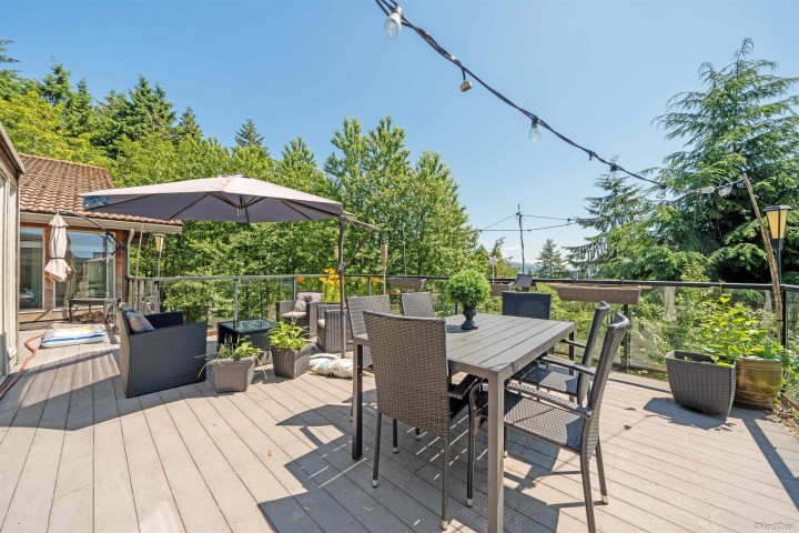Photo 16 at 1448 Sandhurst Place, Chartwell, West Vancouver