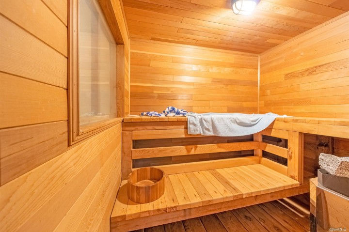 Photo 14 at 1448 Sandhurst Place, Chartwell, West Vancouver