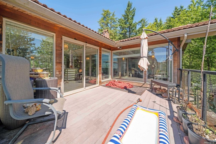 Photo 15 at 1448 Sandhurst Place, Chartwell, West Vancouver