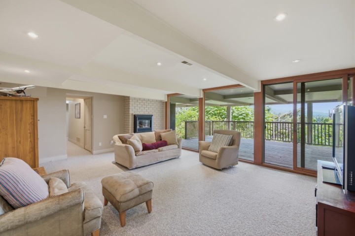 Photo 25 at 820 Younette Drive, Sentinel Hill, West Vancouver