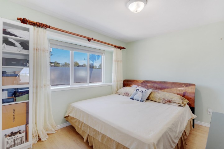 Photo 13 at 4708 Inverness Street, Knight, Vancouver East