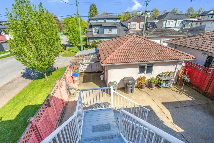 Photo 20 at 4708 Inverness Street, Knight, Vancouver East