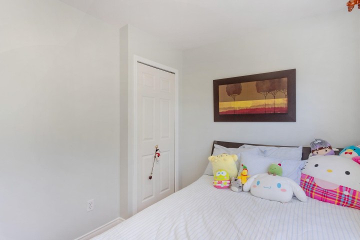 Photo 11 at 4708 Inverness Street, Knight, Vancouver East