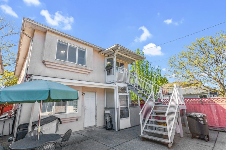 Photo 19 at 4708 Inverness Street, Knight, Vancouver East