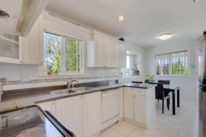 Photo 8 at 4708 Inverness Street, Knight, Vancouver East